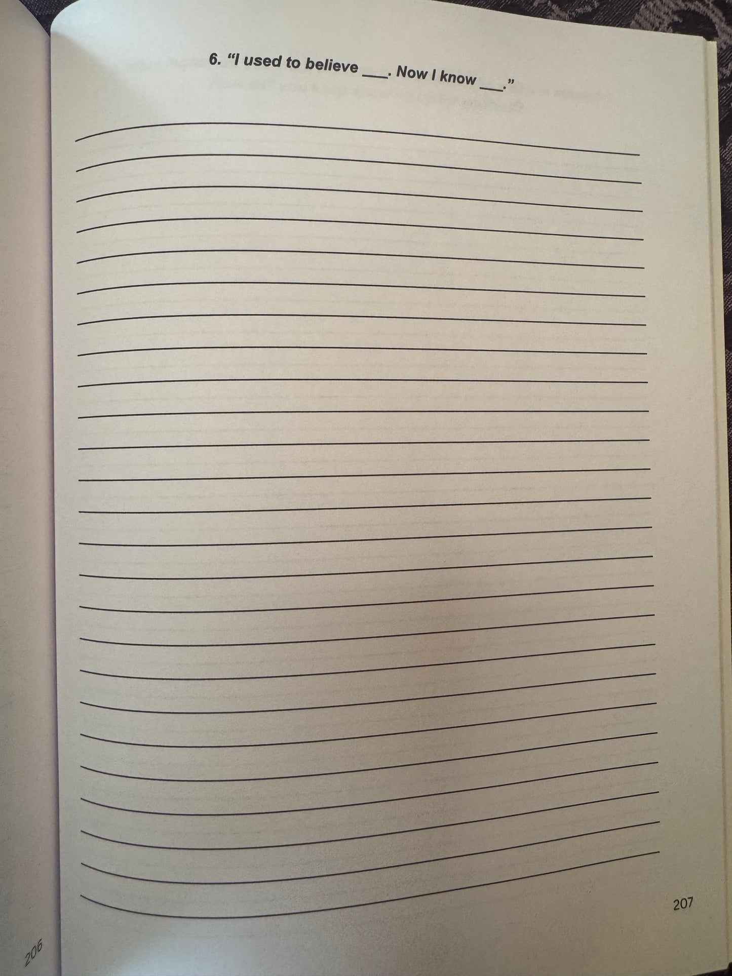 * Step Into Strength: A 6-Week Guided Journal to Walk a 5K